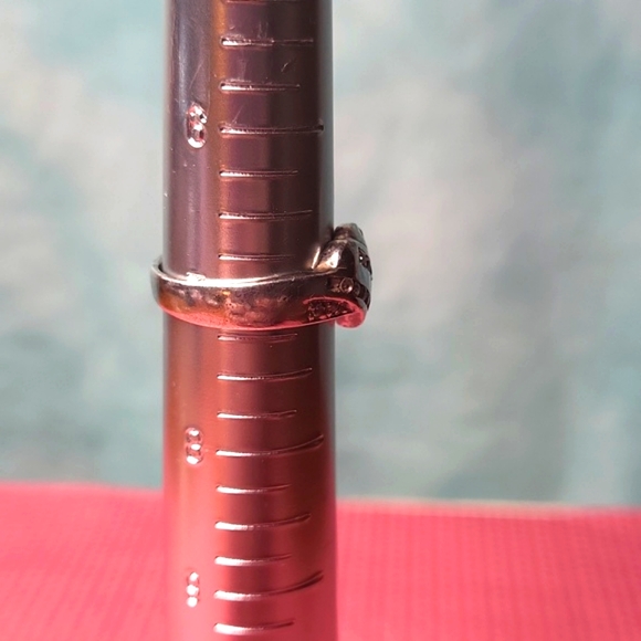 White Sapphire - Picture 5 of 8